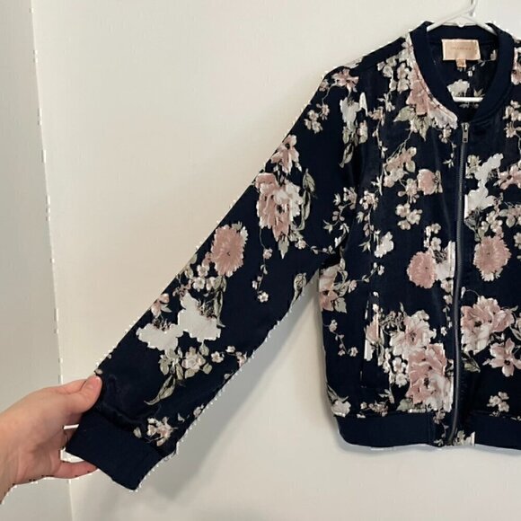 SKIES ARE BLUE STITCH FIX ANTHROPOLOGIE Flower Printed Bomber Jacket Navy Floral - Picture 9 of 15